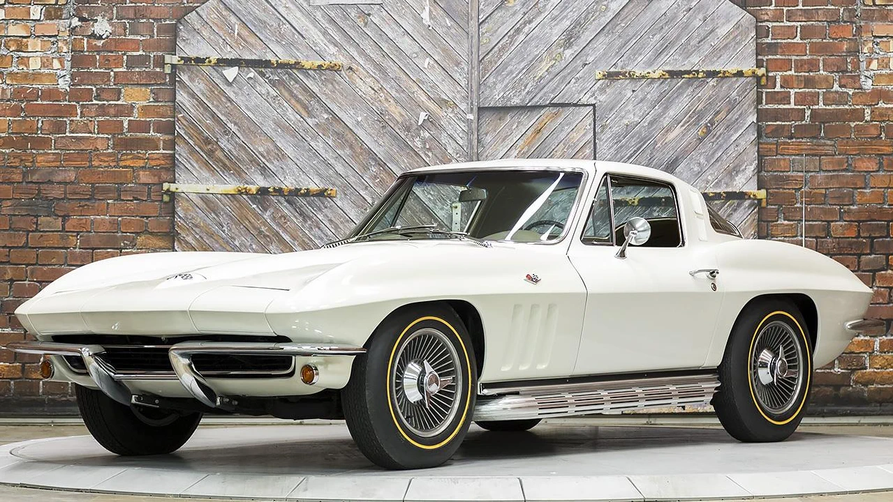 Corvette Generations/C2/C2 1965 327.webp